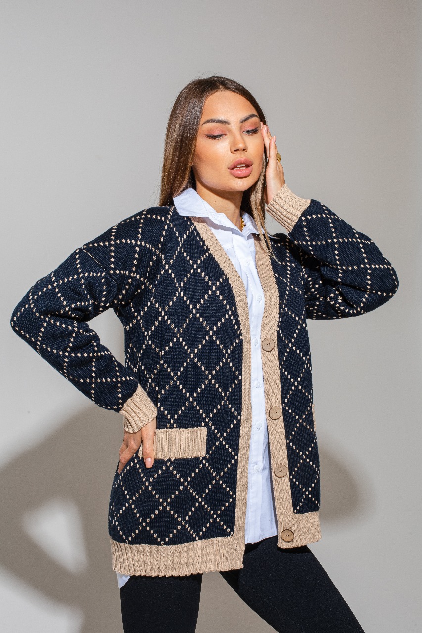 Sustainable cardigans & tops from Madagascar knitwear manufacturer
